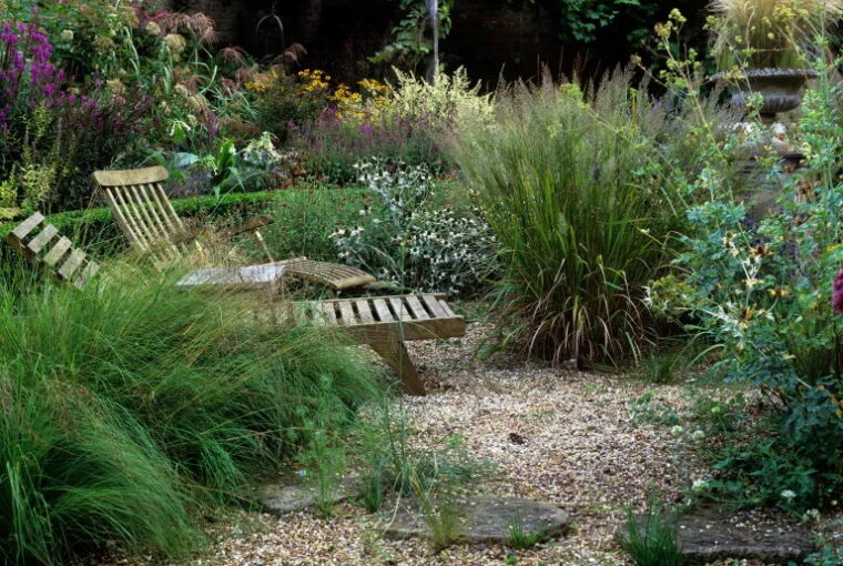 Garden Design Ideas: 05 Ways To Update Your Space With Planting